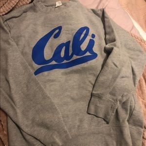 Sweatshirt